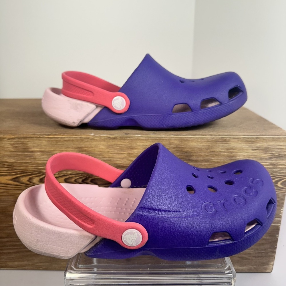 Crocs Electro Clogs Youth Girls SZ 3 Purple Pink Lightweight Casual Water Shoes - Picture 2 of 8
